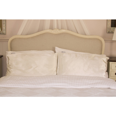 2 Ivory Silk Pillowcases